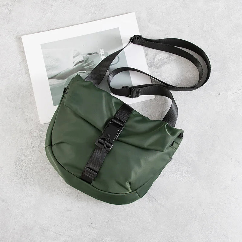 Fashionable Casual Men's Shoulder Oxford Bag Waterproof Outdoor Sports Style Fashion Traveling Messenger Bag Handbag Design