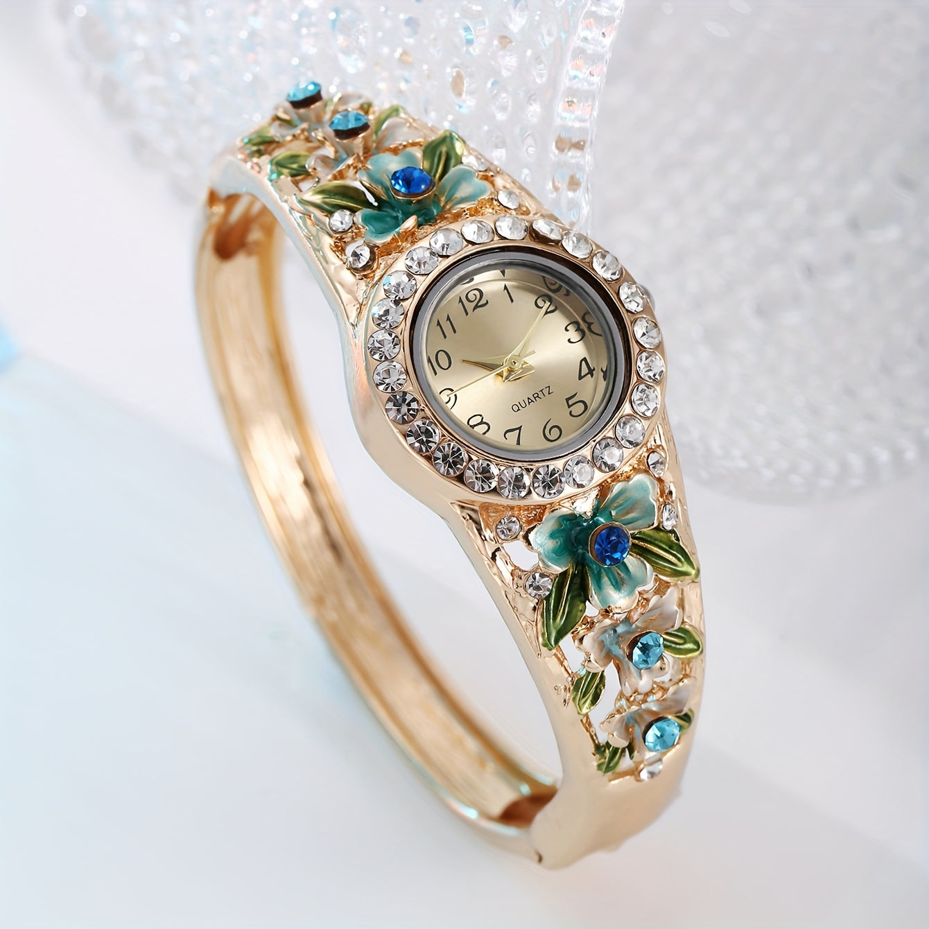 Round Floral Rhinestone Quartz Watches Alloy Strap Zinc Alloy Case, Glamorous Shiny Bracelet Style, For Women