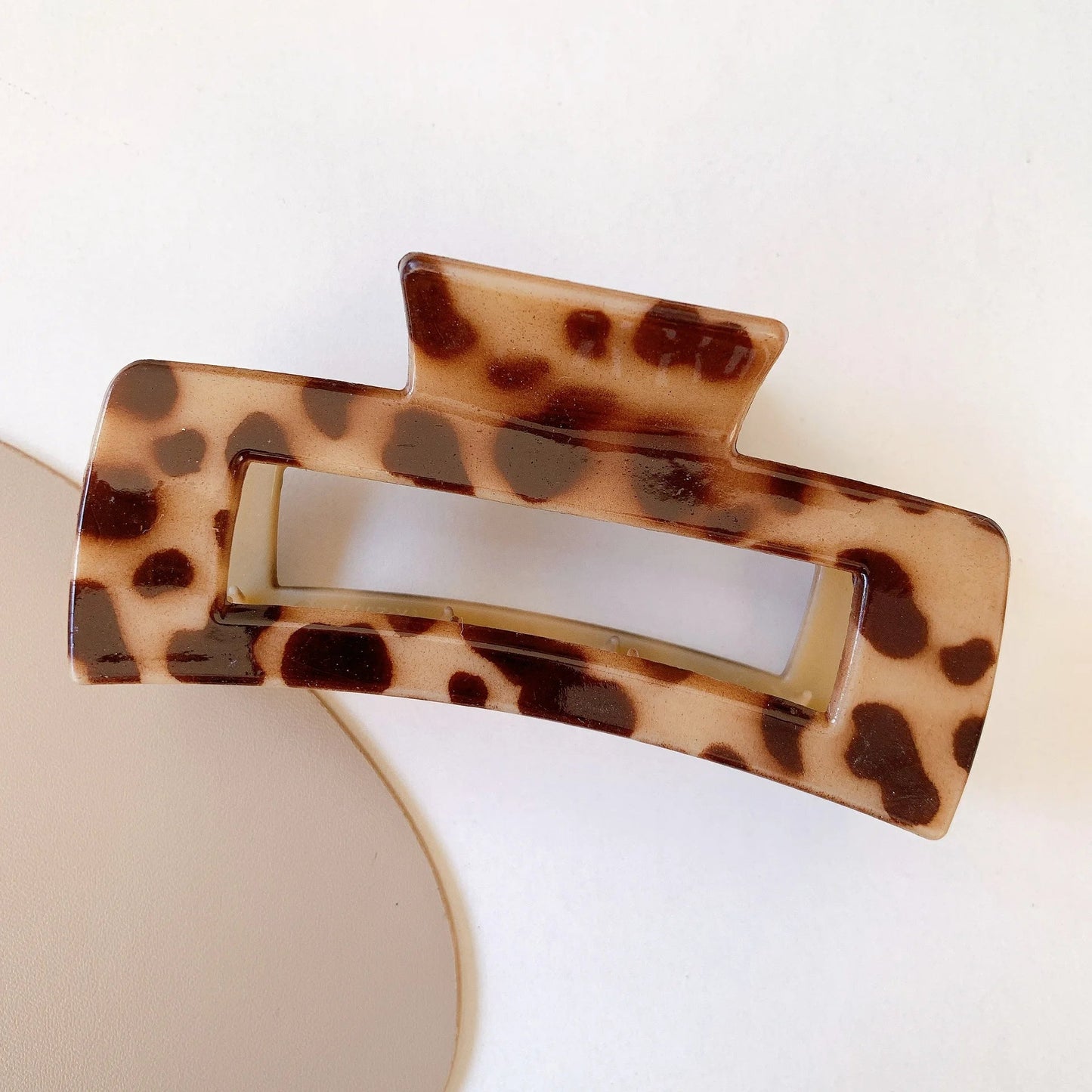 Fashion Hair Clips for Girls Plastic Leopard Claw Clip Elegant Geometry Shape Women Hair Clips Hair Accessories New Hair Claw - buythingsusa