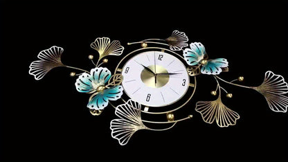 Elegant Ginkgo Leaf Wall Clock - Large 3D Metal Design...