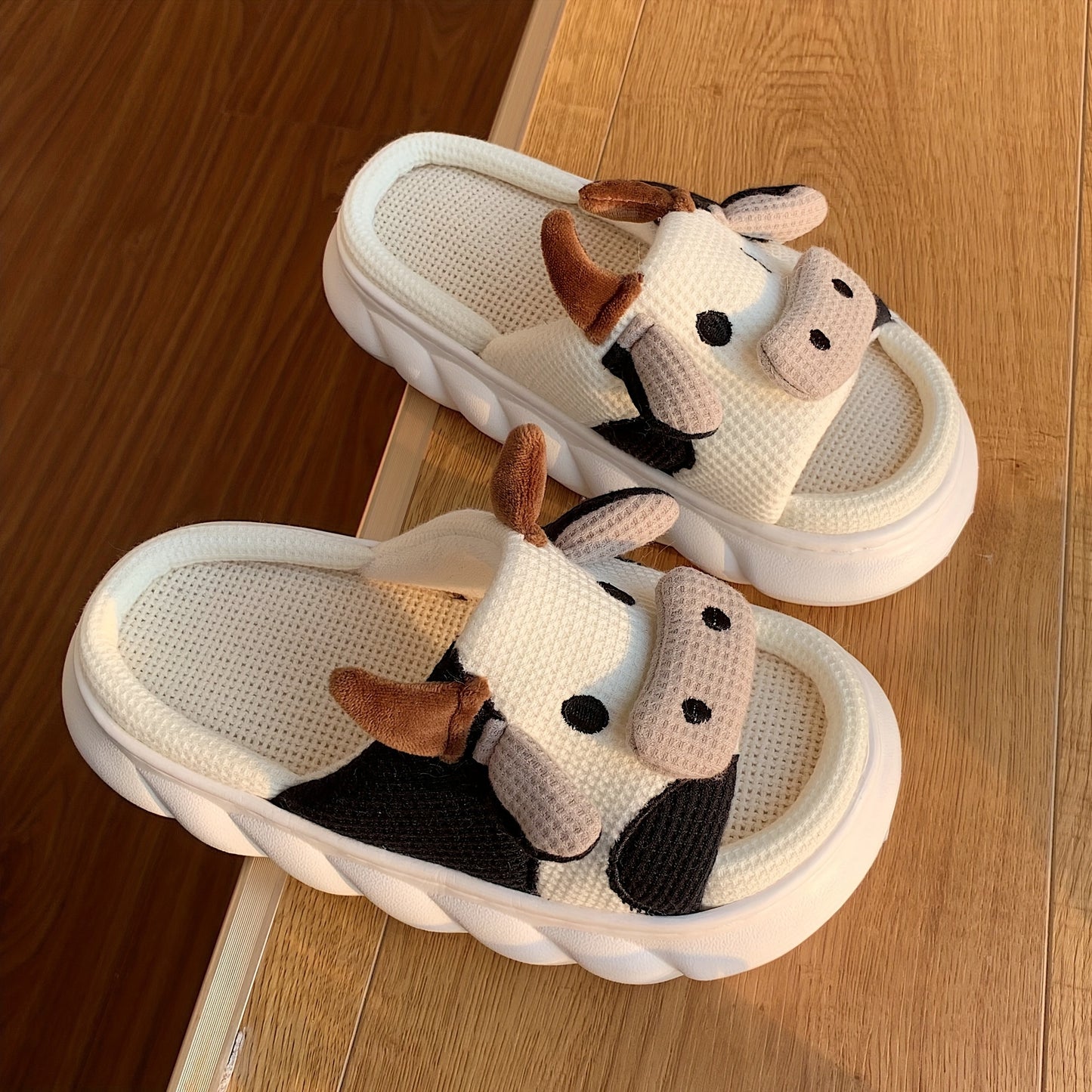 Men's Cow Comfortable Thick Soft Cute Slides, Cow Shape Unisex Summer Indoor Slippers