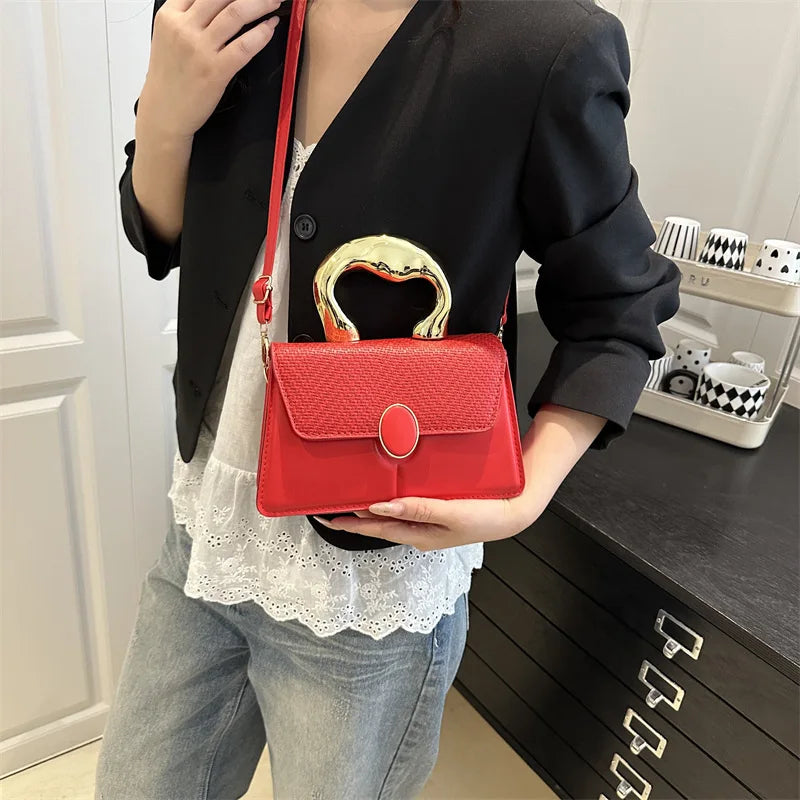 Woman Crossbody Bags with Chain PU Single Shoulder Bags Woven Ladies Square Leather Bucket Shoulder Strap Handbag Crossbody Bag