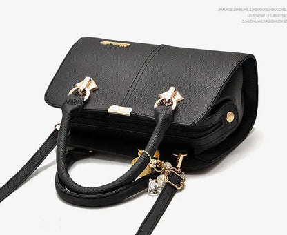 2025 Women's Retro Pure Shoulder Bag Large Capacity Simple Ele with Letter Decoration Versatile Fashionable for Women Daily Used