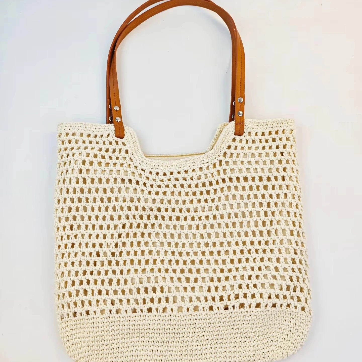 2025 New Casual Hollow Out Shoulder Bag Handmade Weaving Fashion Straw Ladies Shoulder Bag Summer Large Capacity Beach Tote Bag