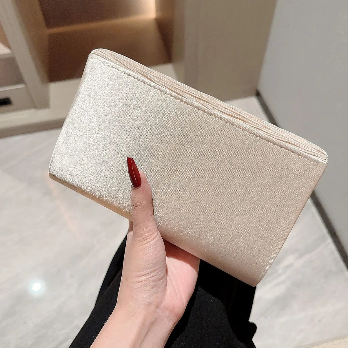 Elegant Women's New Satin Flap Square Evening Bag Fashionable Purse Style for Dress Party Women's Wallets Brands