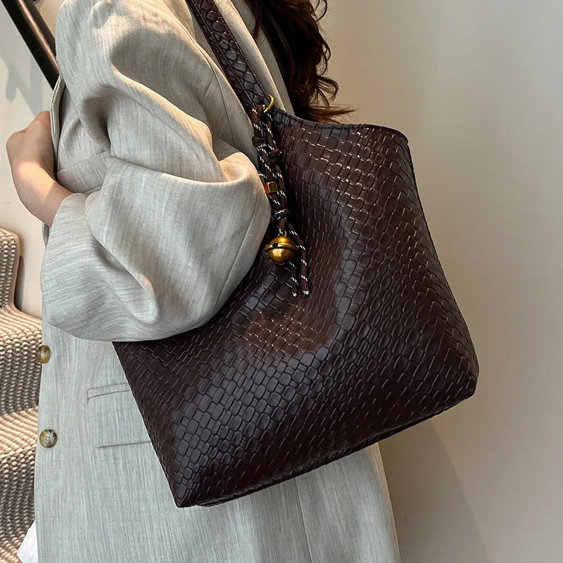 Wholesale Designer Luxury Travel Tote Handbag for Women PU High Quality Portable Shoulder  Bags With Chains Casual Big Tote Bags