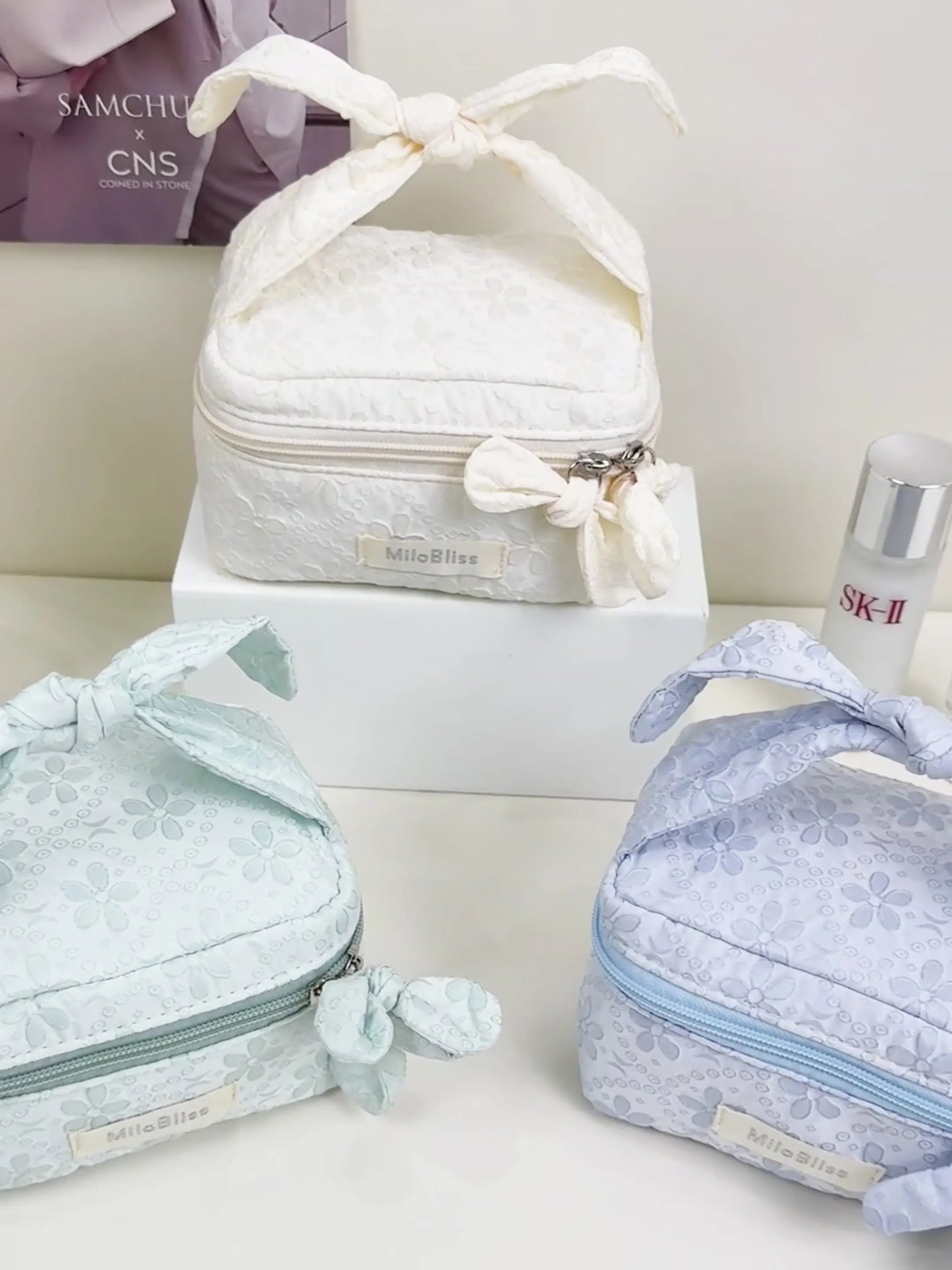 Large Capacity Fresh Candy Color Portable Customized Cosmetic Bag Simple Style Polyester Storage Bags Zipper Fashionable