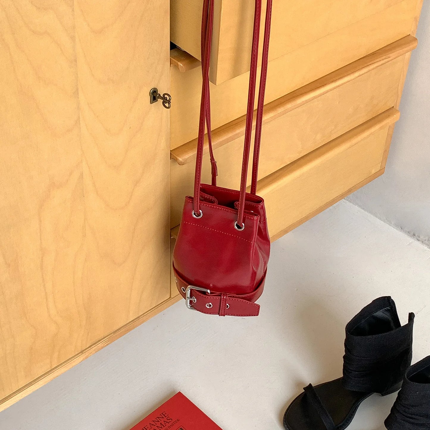 2025 Autumn Casual Drawstring Ruffles Cylinder Shoulder Bags High Quality Waterproof Handbags Mini Crossbody Bags for Women