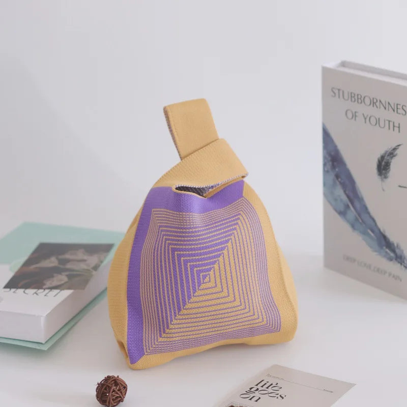 Women's Knitted Bucket Tote Bag Custom Logo Open Closure Woven Souvenir Vest Polyester Lining Simple Design for Everyday Use