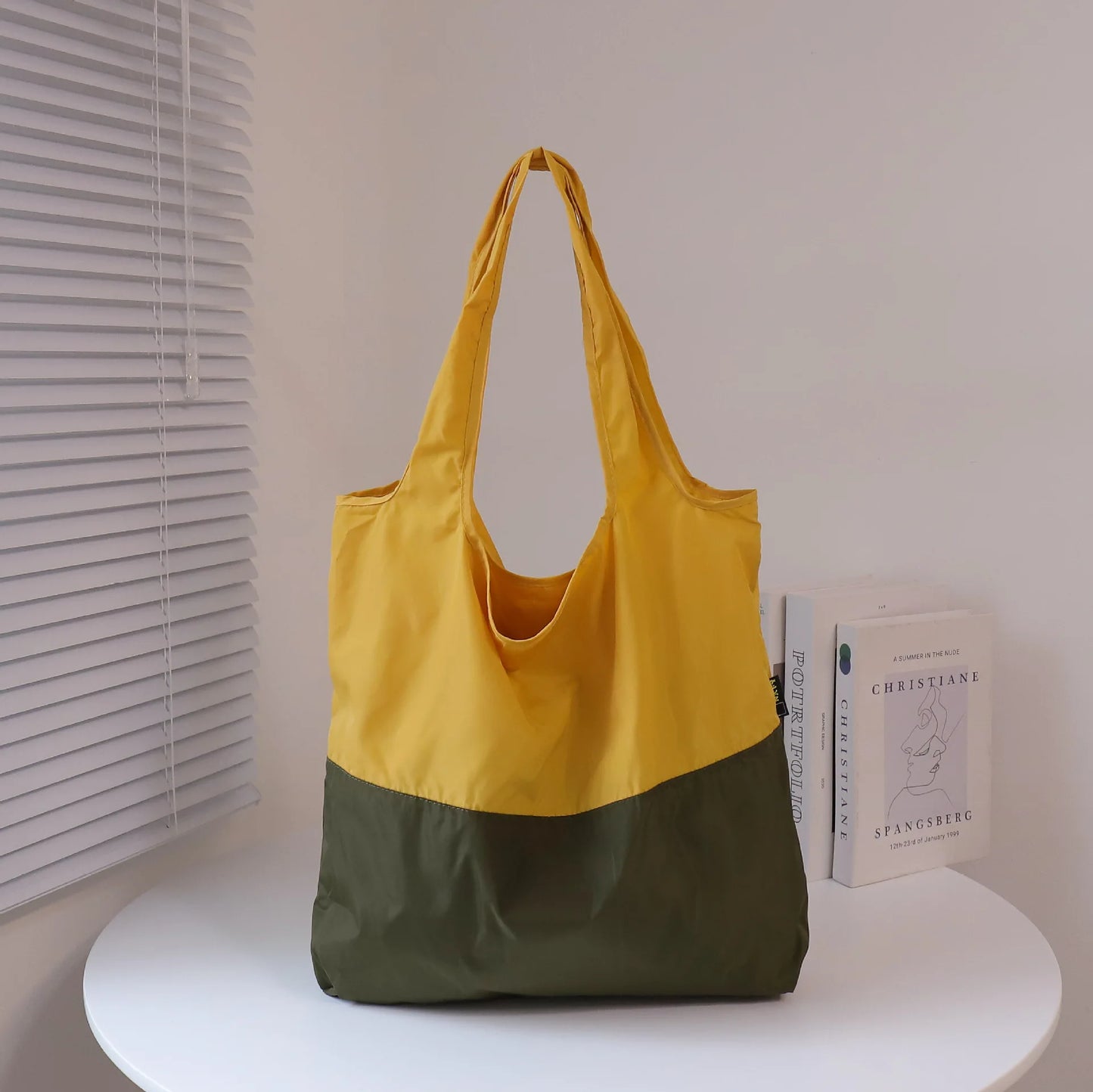 Two-Color Splicing Letter Large Capacity Portable Polyester Folding Satchel Waterproof Shoulder Bag Environmentally Friendly