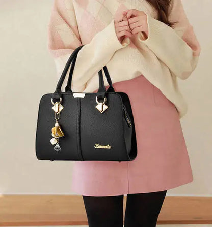 2025 Women's Retro Pure Shoulder Bag Large Capacity Simple Ele with Letter Decoration Versatile Fashionable for Women Daily Used