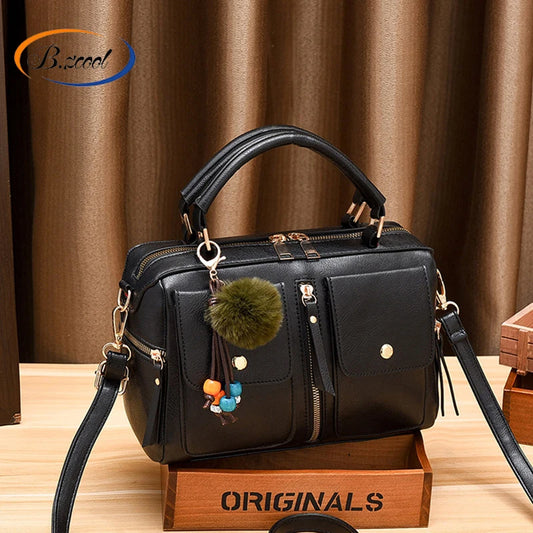 The New 2022 Pillow Handbags Fashion EUropean and American Fashion Woman Bags Small Square Woman Bags Shoulder Bag Ry7200183