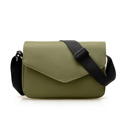 2025 Korean Version of the Sling Shoulder Bag Couple Crossbody Bag Solid Color Leisure Simple Fashion Bags Wholesale Supplier