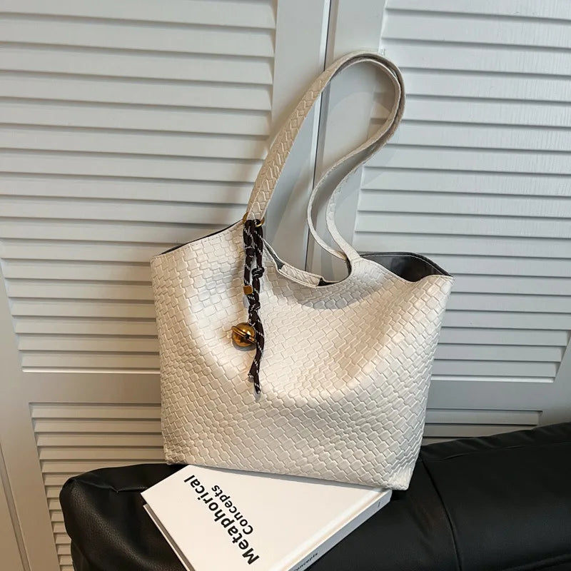 Wholesale Designer Luxury Travel Tote Handbag for Women PU High Quality Portable Shoulder  Bags With Chains Casual Big Tote Bags