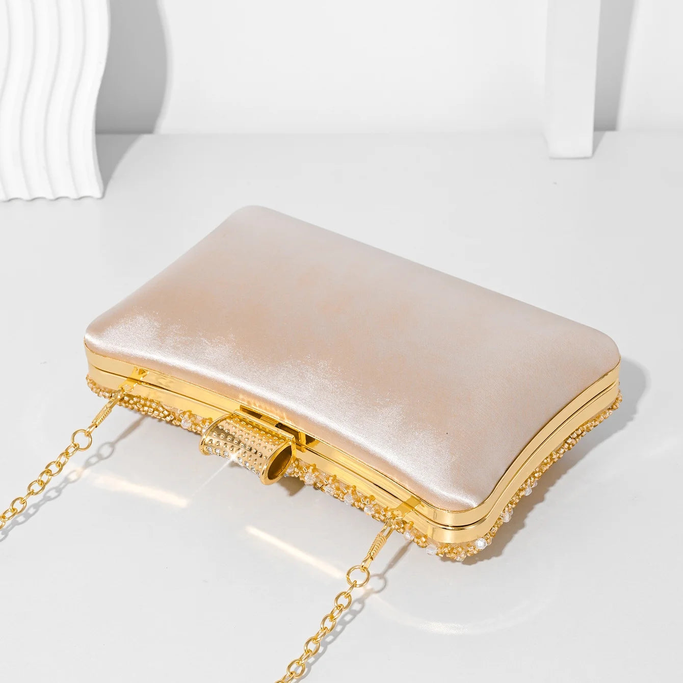 New Sparkling Sequin Embroidered Dinner Bag High-end Diamond Inlaid Handbag Elegant Luxury Fashion Bags for Women