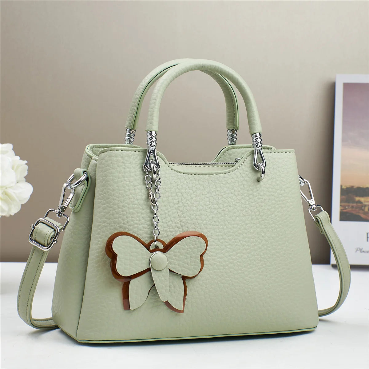 Butterfly Chain Crossbody Bag Luxury High Quality Pu Fashion Handbag Women Waterproof 2025 Texture Large Capacity Shoulder Bag