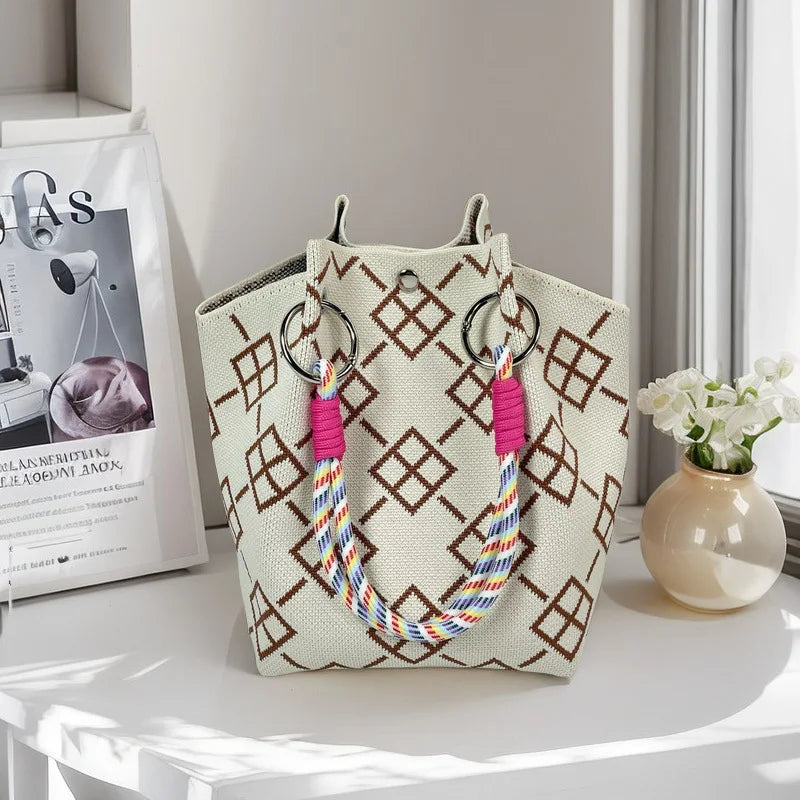 Wholesale Bags Fashion Single Shoulder Retro Embroidered Flower Bag Handbags for Women Luxury Designer Button Polyester Bag