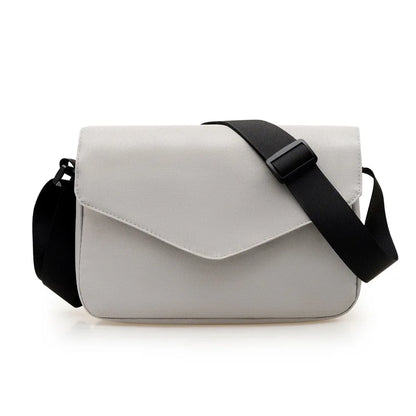 2025 Korean Version of the Sling Shoulder Bag Couple Crossbody Bag Solid Color Leisure Simple Fashion Bags Wholesale Supplier