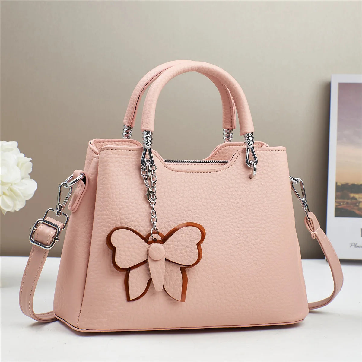 Butterfly Chain Crossbody Bag Luxury High Quality Pu Fashion Handbag Women Waterproof 2025 Texture Large Capacity Shoulder Bag