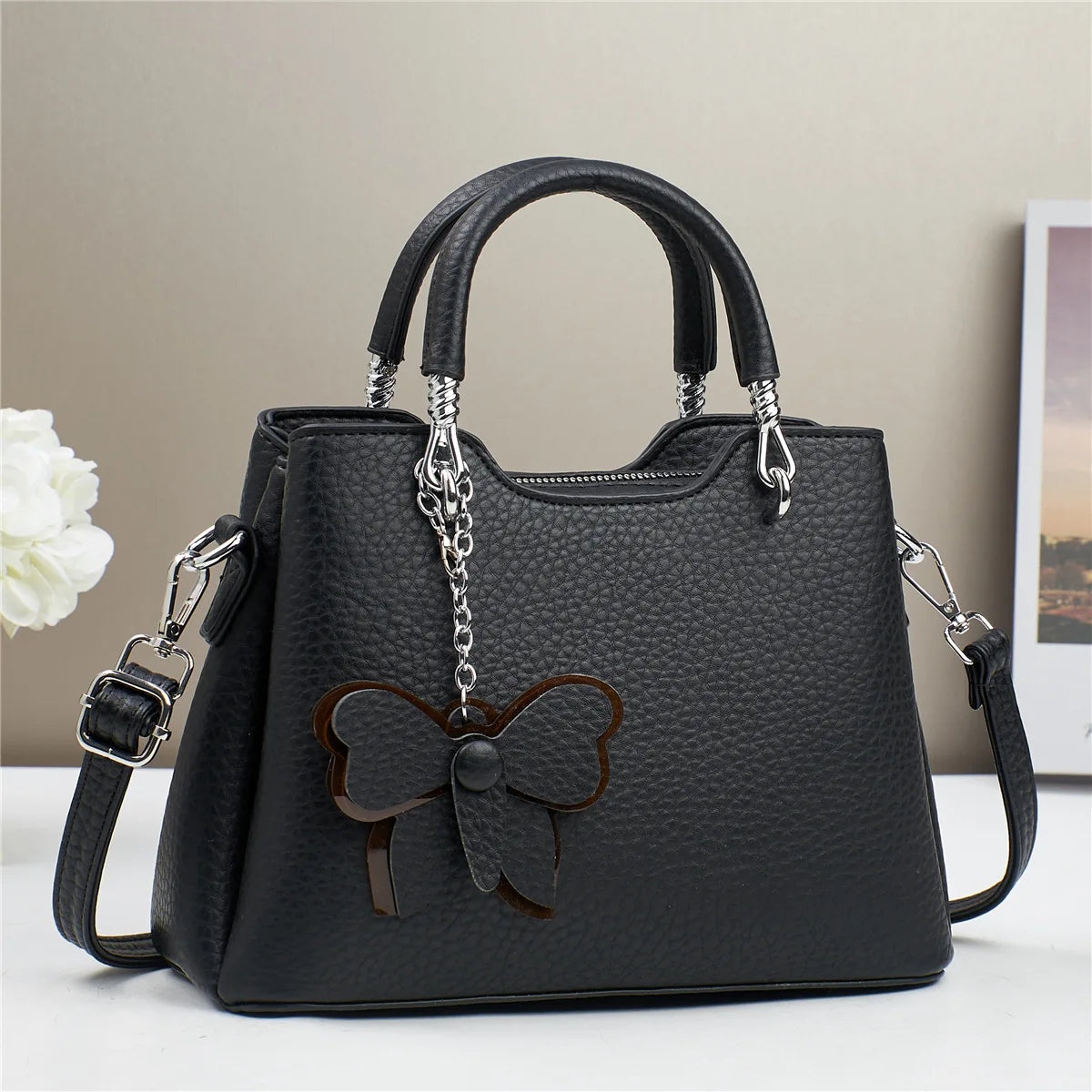 Butterfly Chain Crossbody Bag Luxury High Quality Pu Fashion Handbag Women Waterproof 2025 Texture Large Capacity Shoulder Bag