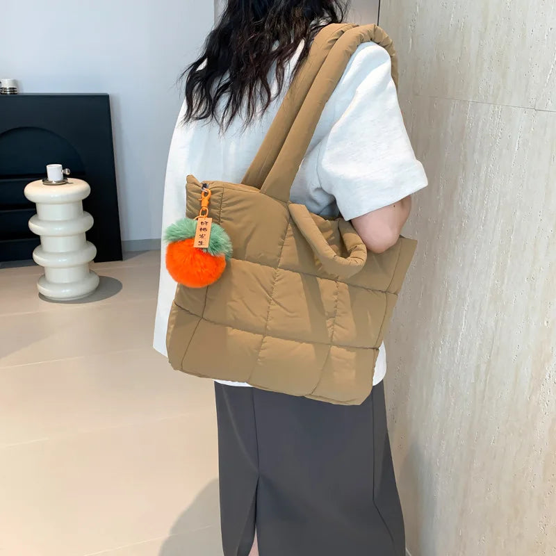 Fashion Down Women's Large Capacity Tote Bag  Nylon Designer Zipper Handbag for Outdoor Square Grid Handbag Shoulder Bag