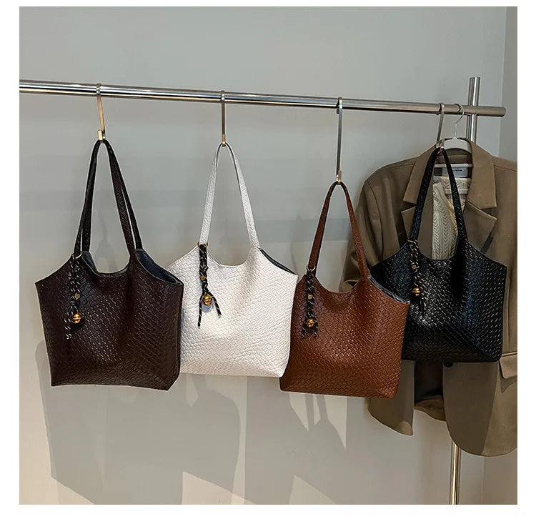 Wholesale Designer Luxury Travel Tote Handbag for Women PU High Quality Portable Shoulder  Bags With Chains Casual Big Tote Bags