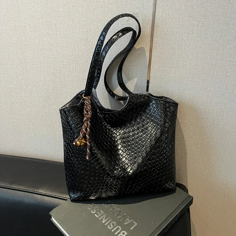 Wholesale Designer Luxury Travel Tote Handbag for Women PU High Quality Portable Shoulder  Bags With Chains Casual Big Tote Bags