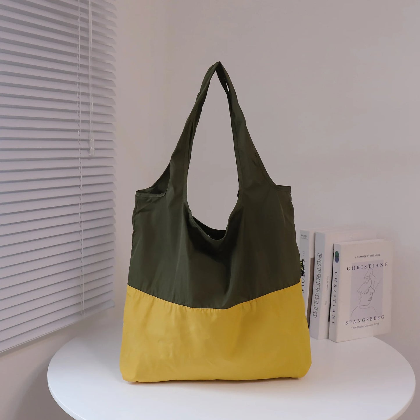 Two-Color Splicing Letter Large Capacity Portable Polyester Folding Satchel Waterproof Shoulder Bag Environmentally Friendly