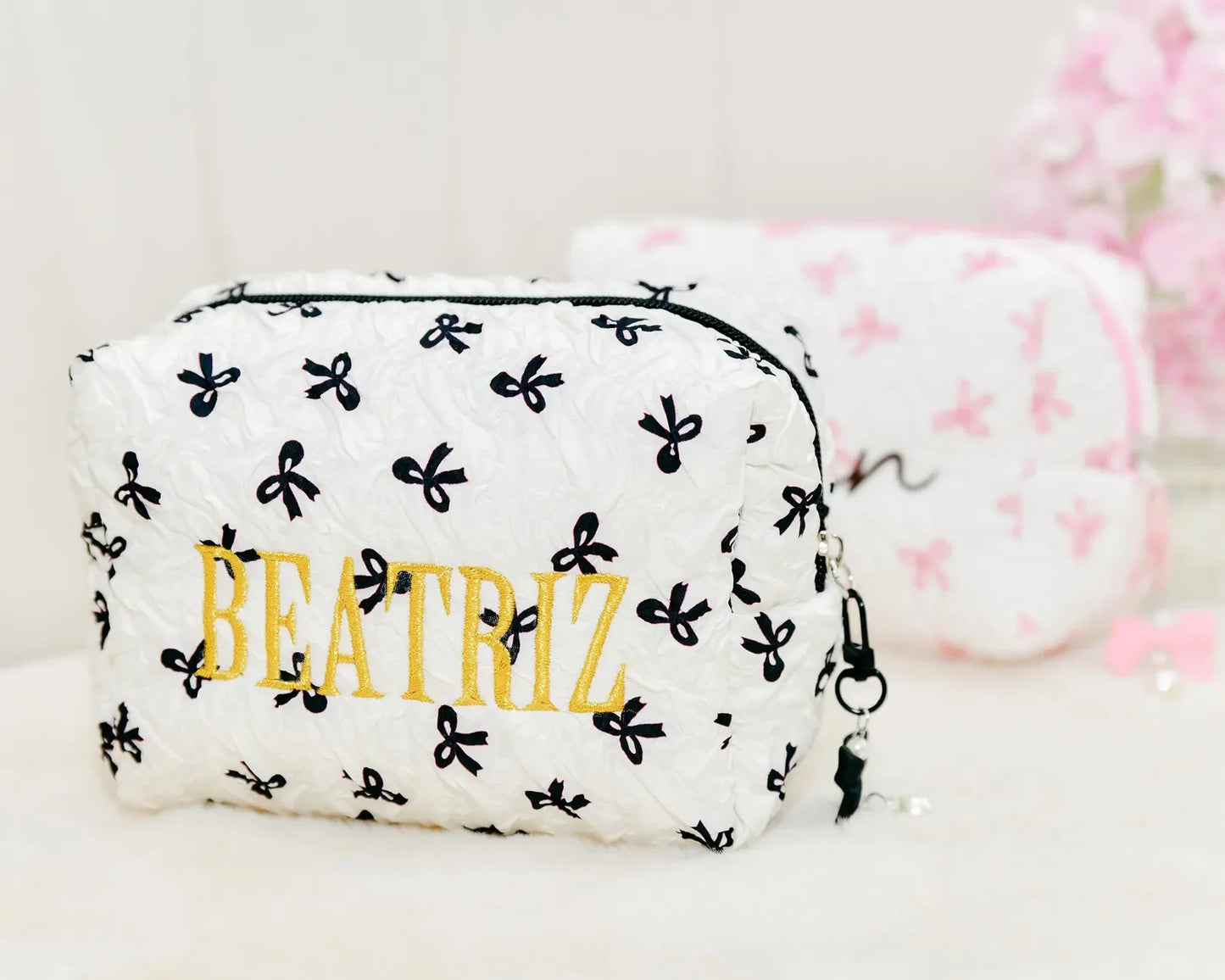 Personalized Letter Bow Makeup Bag With Bow Design Custom Name Makeup Bags Monogram Cosmetic Bag for Women