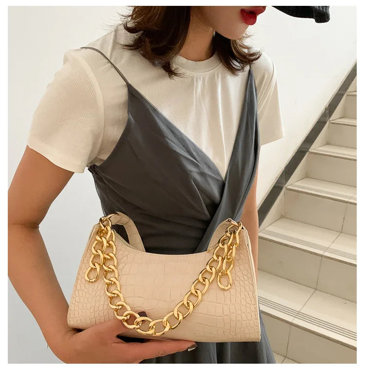 2024 New French Personalized Crocodile Underarm Bag Retro Chain Daily Used Ladies Handbags Fashion Simple Shoulder Women's Bag