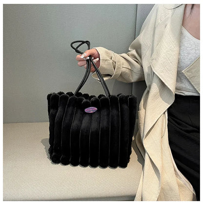 Large Capacity Plush  Women's Tote Bag New Fashion and Versatile Shoulder Bag Leisure Ball Pattern Lightweight Woman Bags