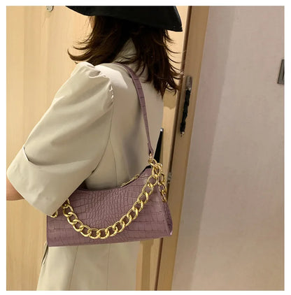 2024 New French Personalized Crocodile Underarm Bag Retro Chain Daily Used Ladies Handbags Fashion Simple Shoulder Women's Bag