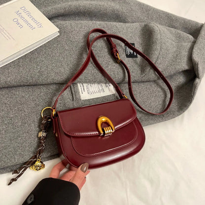 2025 New Fashion Cross Bags for Women Senior Female Saddle Bag Zip Closure PU Lining Leather Texture Single Shoulder Bag