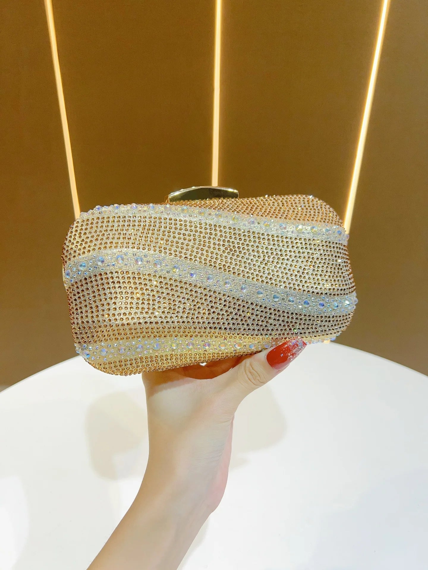 High Quality Fashion Diamond Clutch Women's Bag Light Luxury Dinner Bag Polyester Material square Pattern Evening Bags