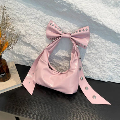 Fashion Street Style Women's Large Capacity Shoulder Bag Travel Underarm Bag Rivet Decoration Waterproof Crossbody Bag Luxury