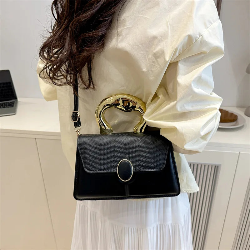 Woman Crossbody Bags with Chain PU Single Shoulder Bags Woven Ladies Square Leather Bucket Shoulder Strap Handbag Crossbody Bag