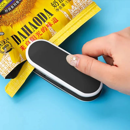 Mini Portable Food Sealer Heat Sealing Machine