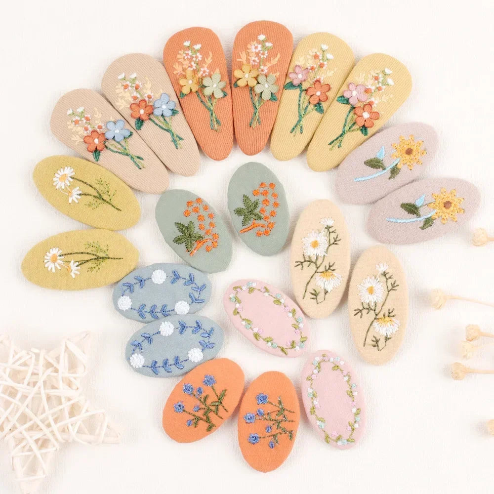 2Pcs/lot Korea Retro Hair Clips Sweet Girls Floral Fabric Oval BB Barrettes Cute Embroidery Flower Hairpin Kids Hair Accessories