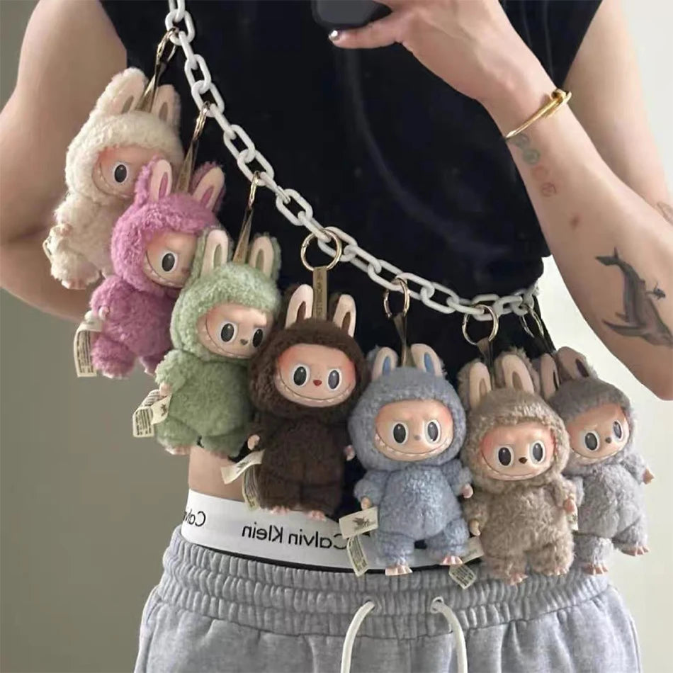 Cute Hot Sale Anime Figure Labubu Vinyl Pendant Doll Model Toy Cute Monster Replica Keychain Toys Birthday Gifts