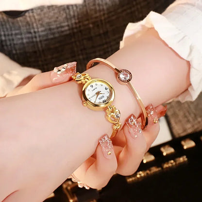 Fashion Women Heart Bracelet Watch Gold Quartz Watch for Women Wristwatch Casual Bracelet Watch Gifts Accessories Relógio Montre