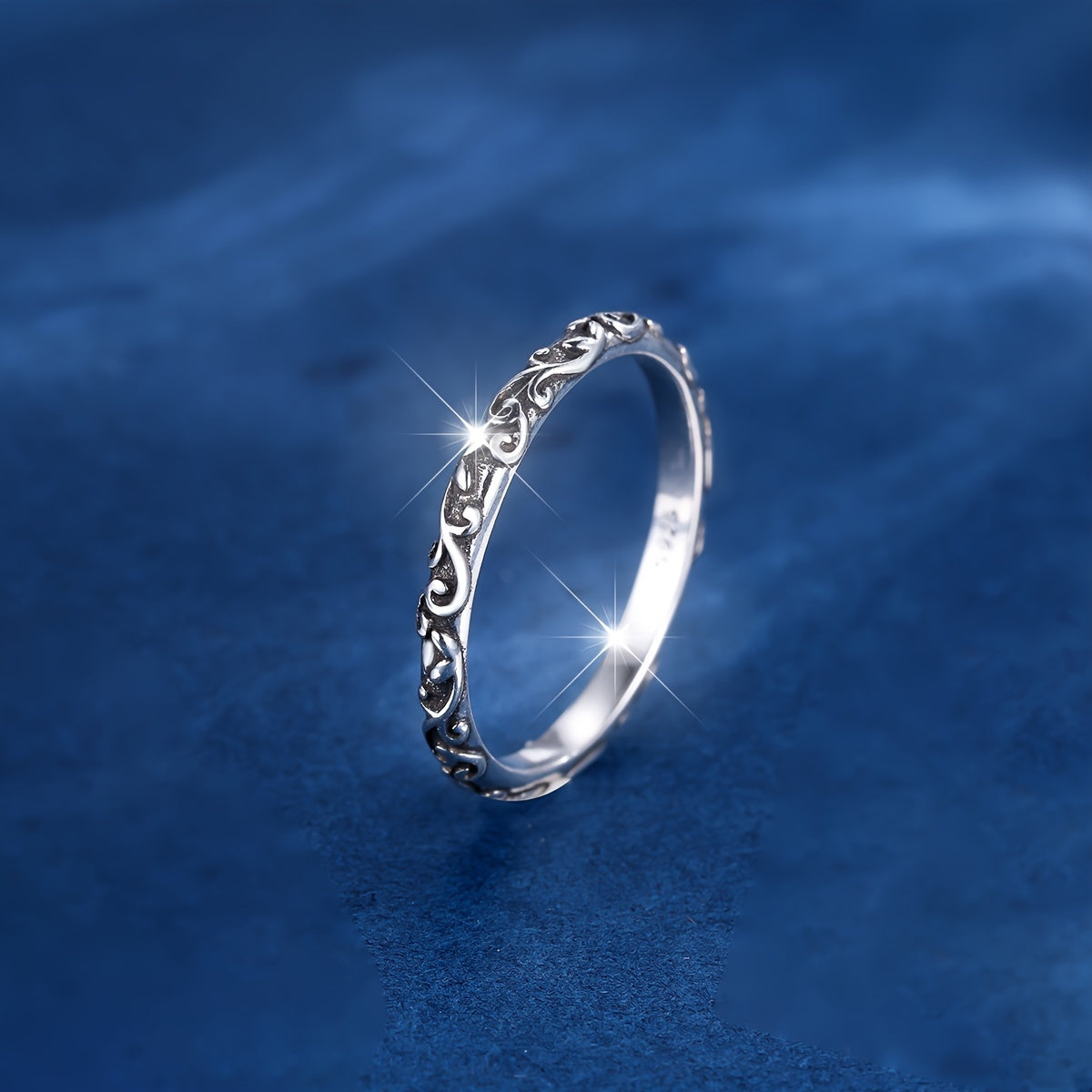 Sterling Silver S925 Vine Pattern Ring: Trendy and Fresh for Daily Wear and Parties - 2.5g