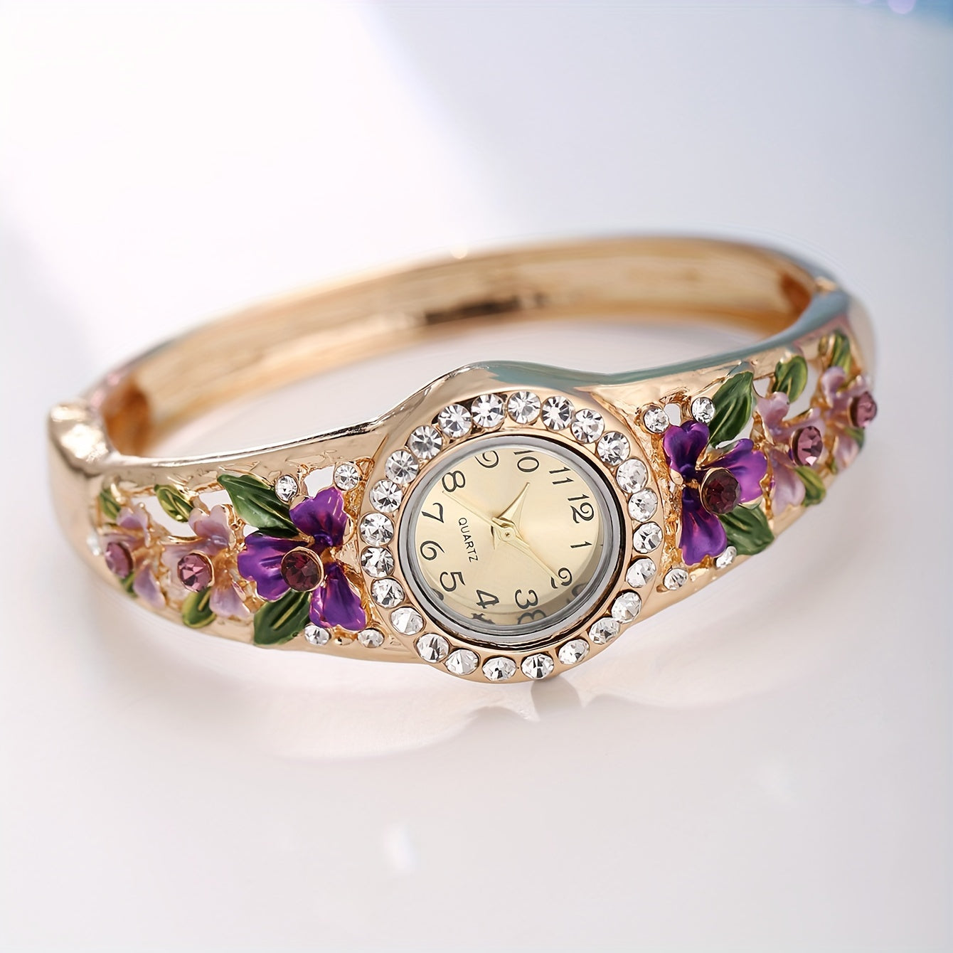 Round Floral Rhinestone Quartz Watches Alloy Strap Zinc Alloy Case, Glamorous Shiny Bracelet Style, For Women