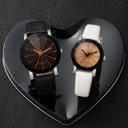 4pcs/set Fashion Exquisite Couple PU Band Watch with Couple Bracelet Black & White Set